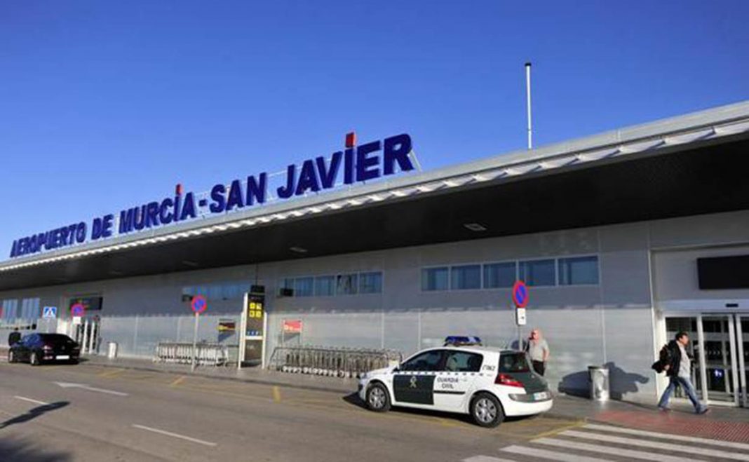 British woman assaults paramedics at San Javier Airport