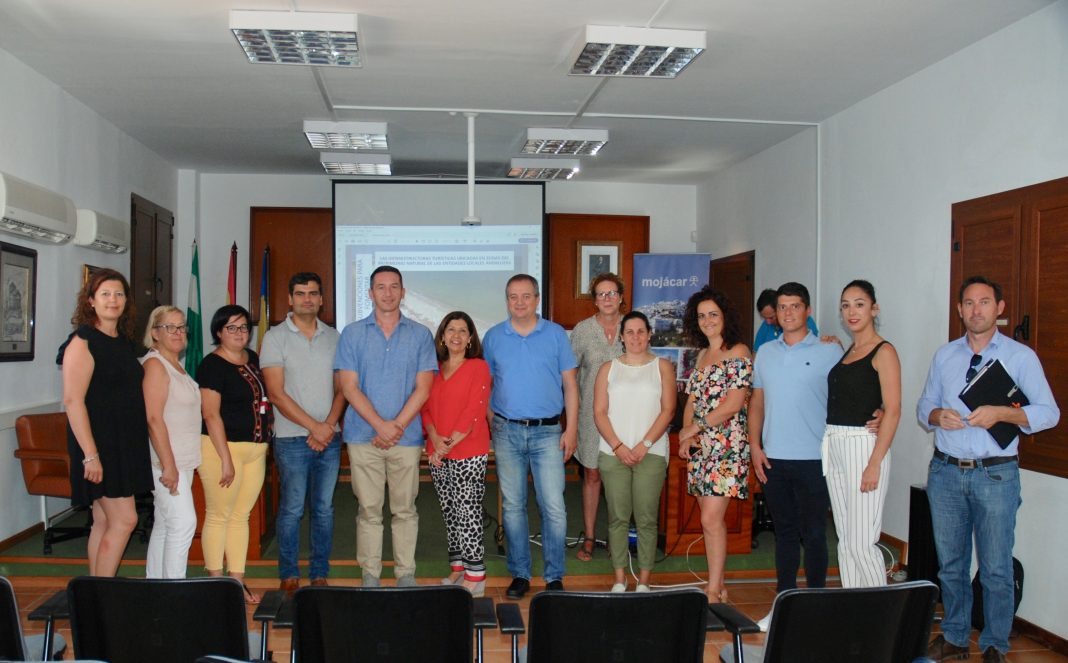 ANDA LUCIAN TOURISM DIRECTOR IN MOJÁCAR TO OUTLINE GRANTS - The Leader