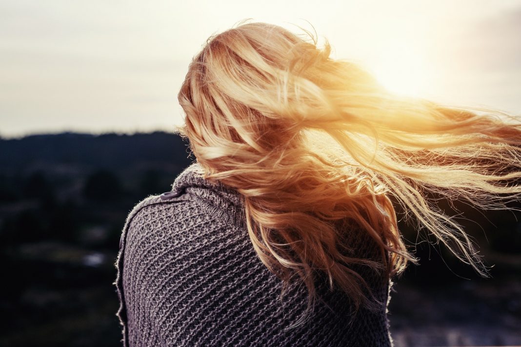 How Can Your Hair Be Damaged By The Sun?