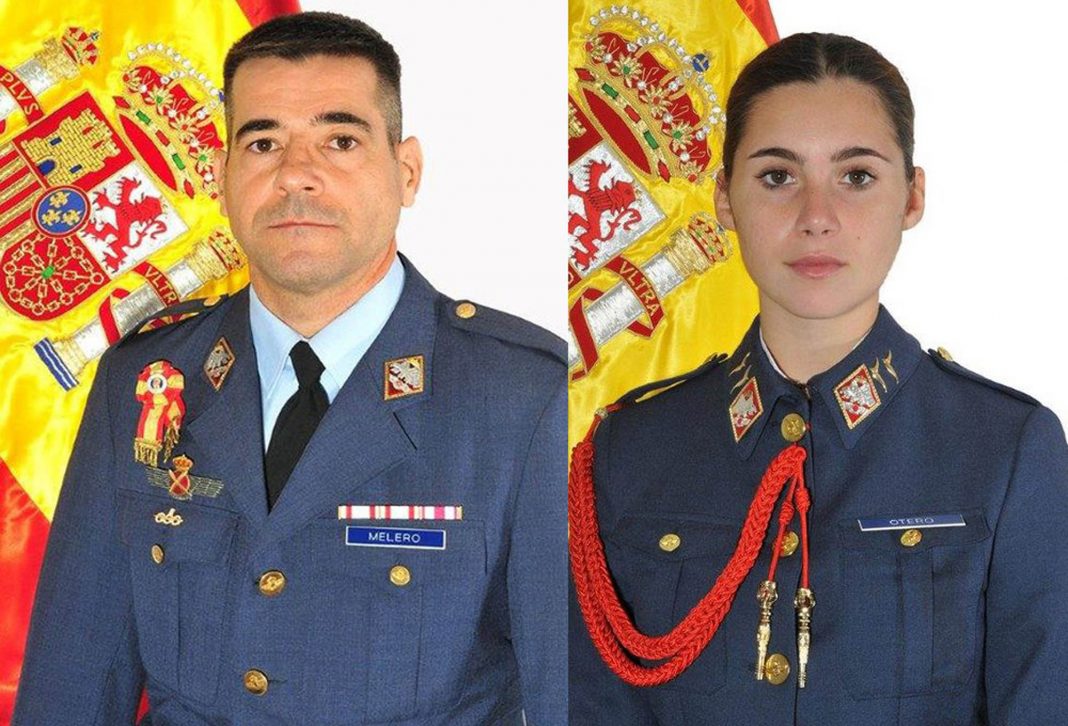 Air Force Commander Daniel Melero Ordonez, 50 years old and a native of Cádiz, and Ensign Rosa Almirón Otero , aged just 20 years and from Lucena (Córdoba).