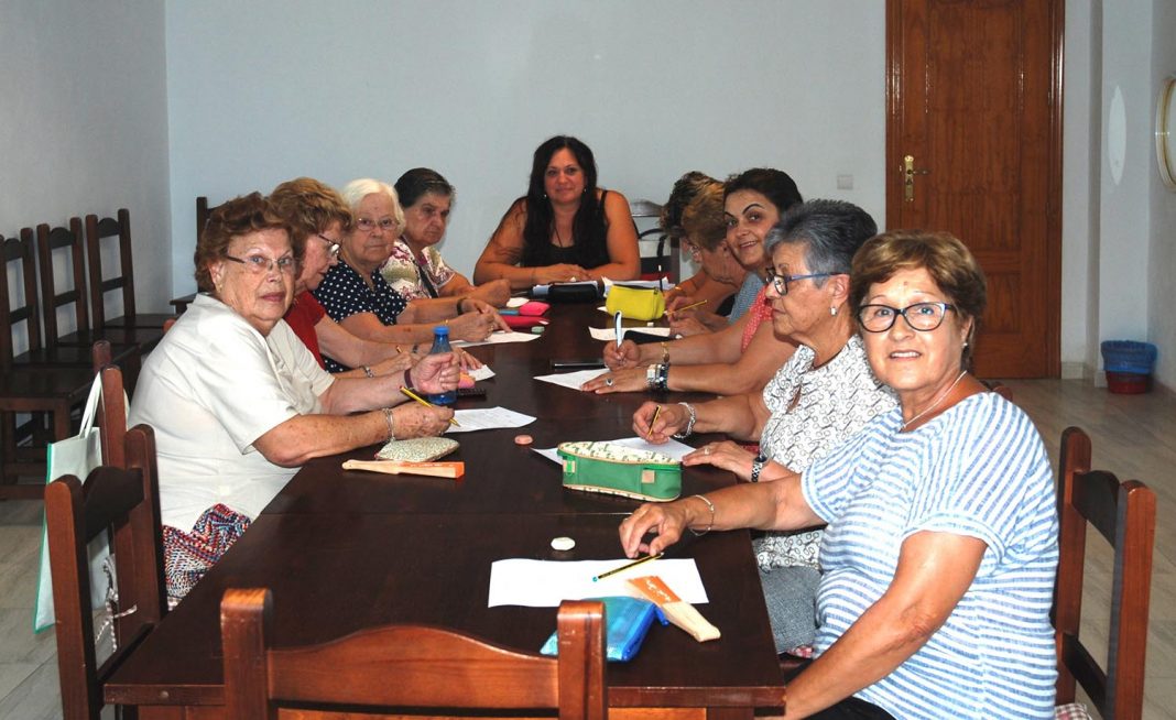 Memory workshops and other activities for Mojácar’s seniors