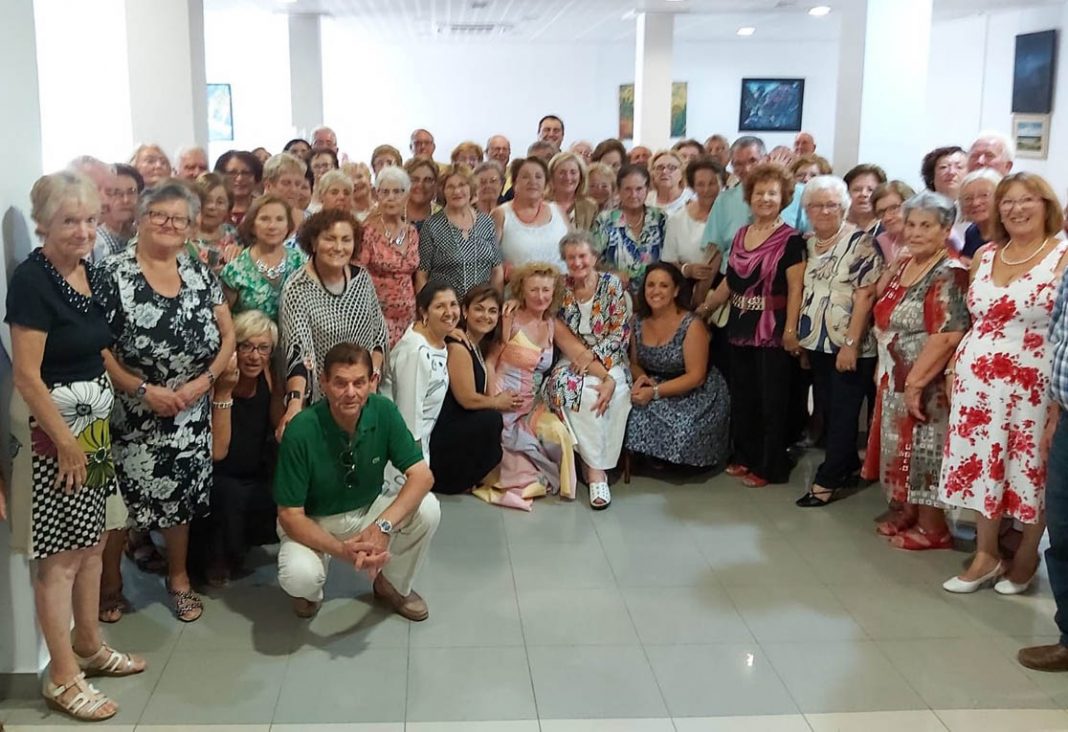 Mojácar council holds annual lunch party for their senior residents