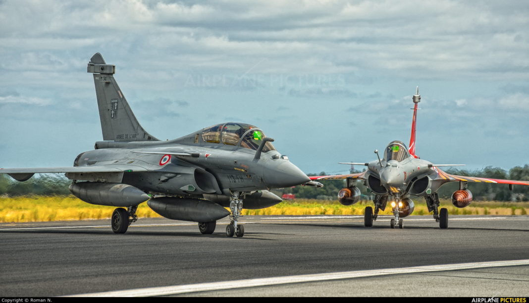 Four French fighters land at Alicante-Elche airport