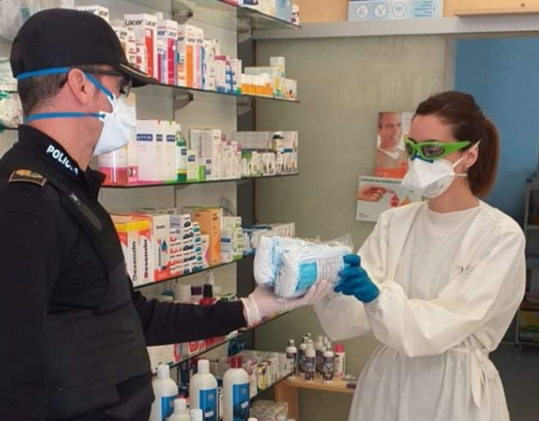 Masks delivered to pharmacies during coronavirus COVID-19. Photo: Policia de Los Montesinos.