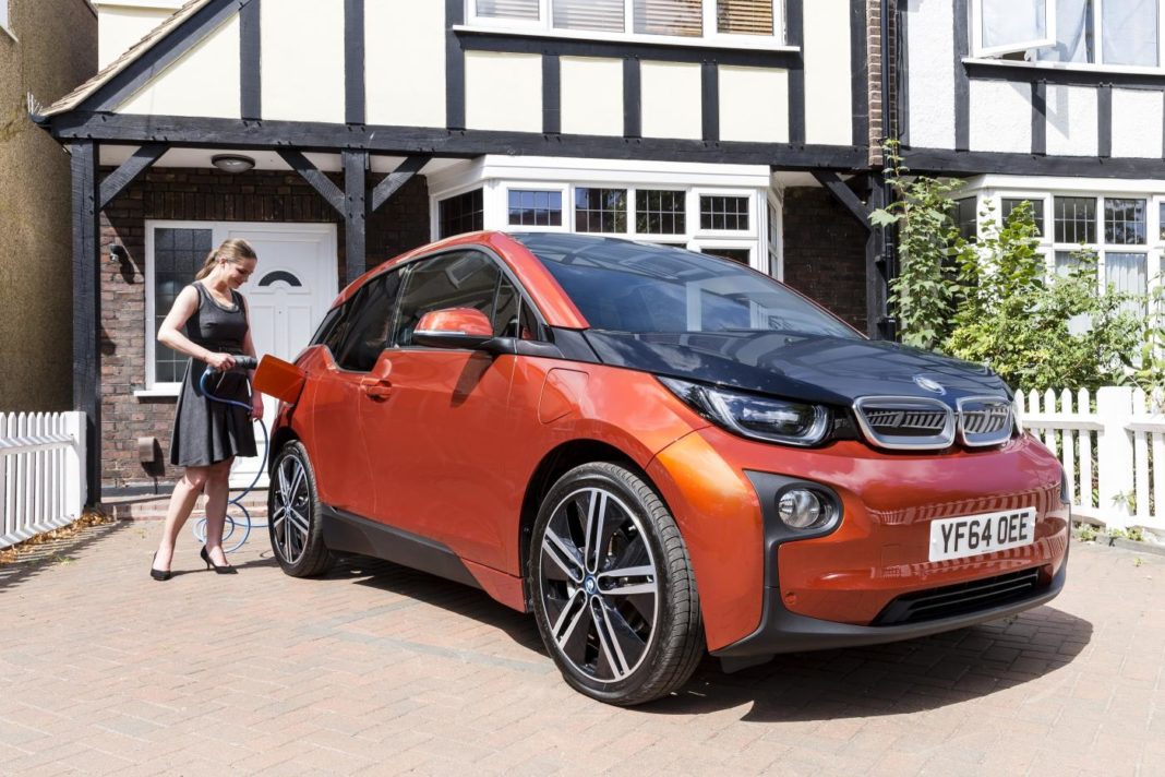 DRIVERS LACK CONFIDENCE IN GOVERNMENT EV OWNERSHIP ADVICE