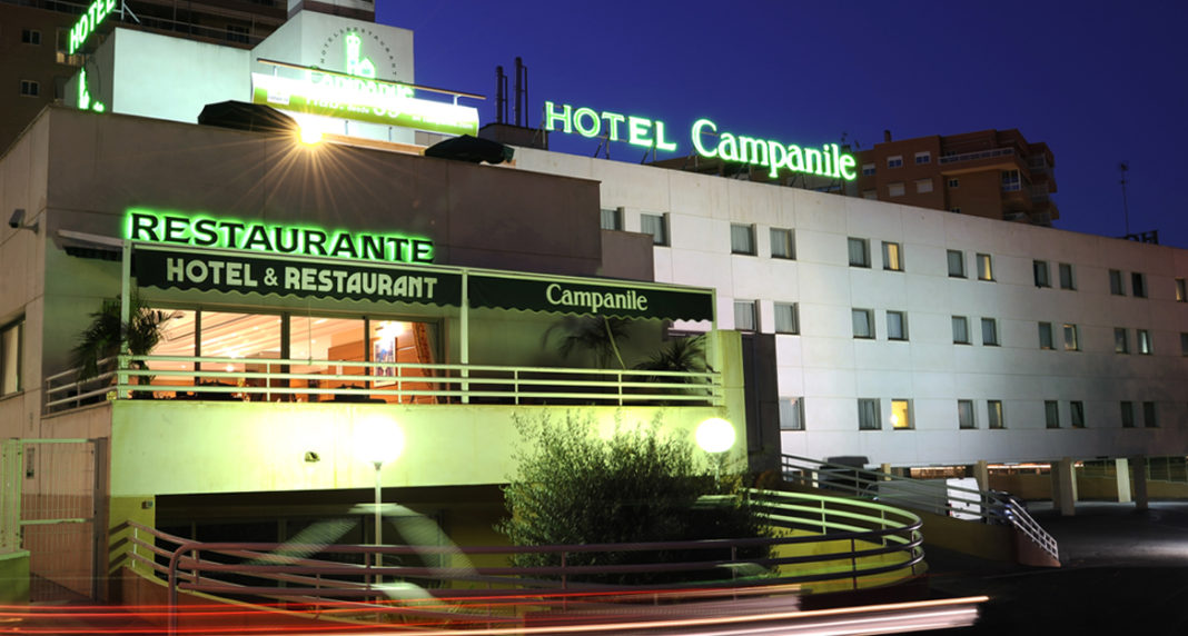 The Campanille hotel in Alicante became the first establishment to open in Alicante yeterday