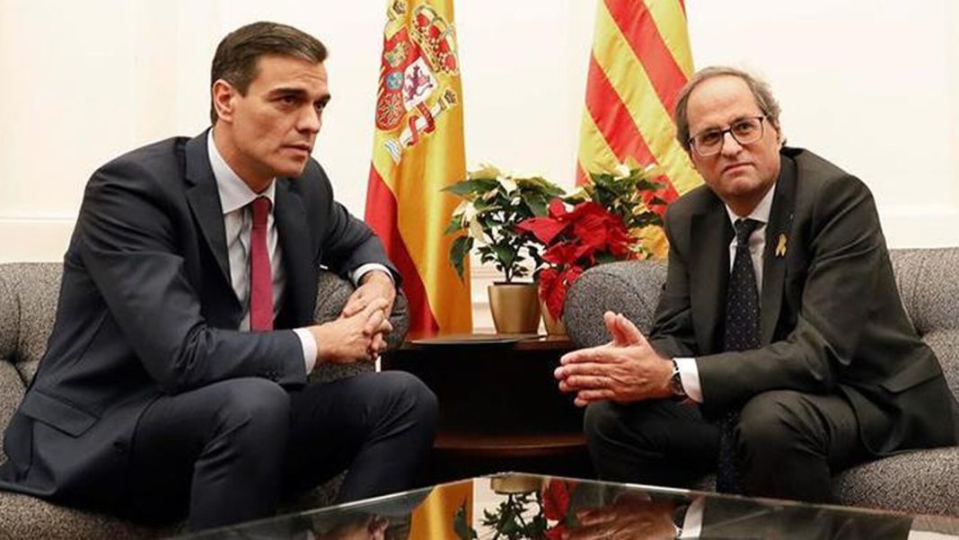 Government asks Catalonia President to close border to prevent virus from spreading
