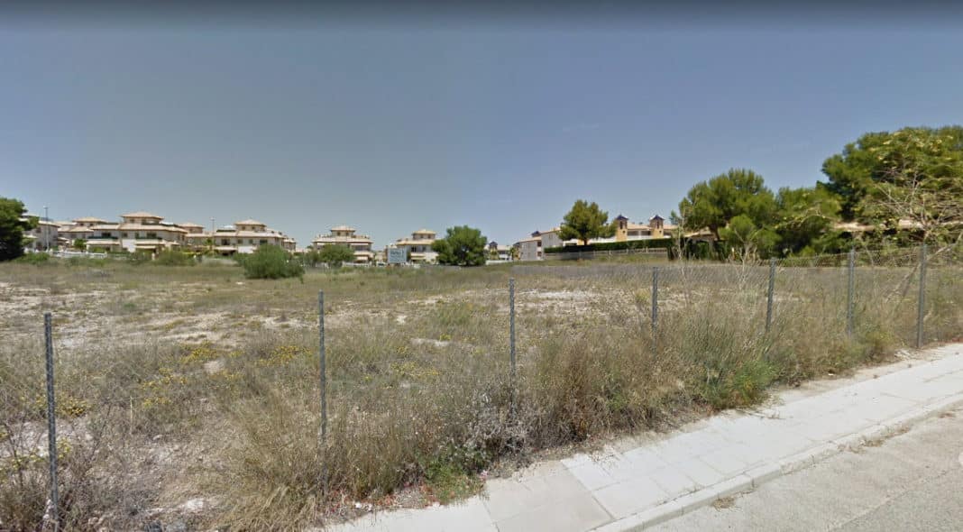 FILE IMAGE: Orihuela modifies use of sports land to build more houses in Orihuela Costa