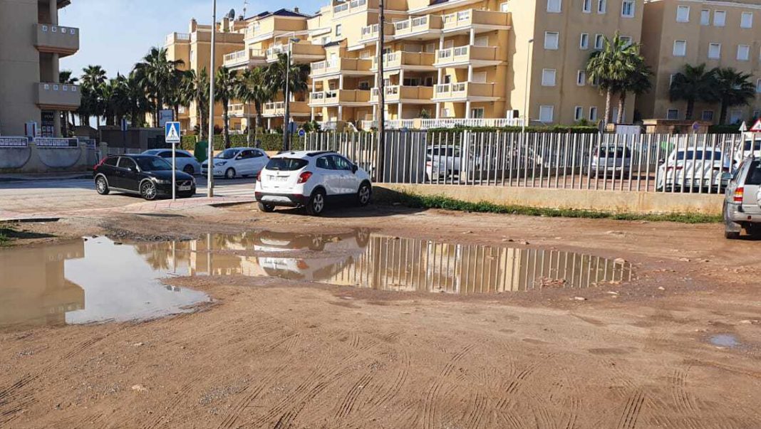 Prolonged inaction by Orihuela Department of infrastructures heavily criticised