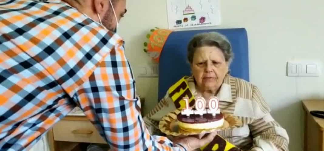 Casaverde pays tribute to 101-year-old Maruja Campos