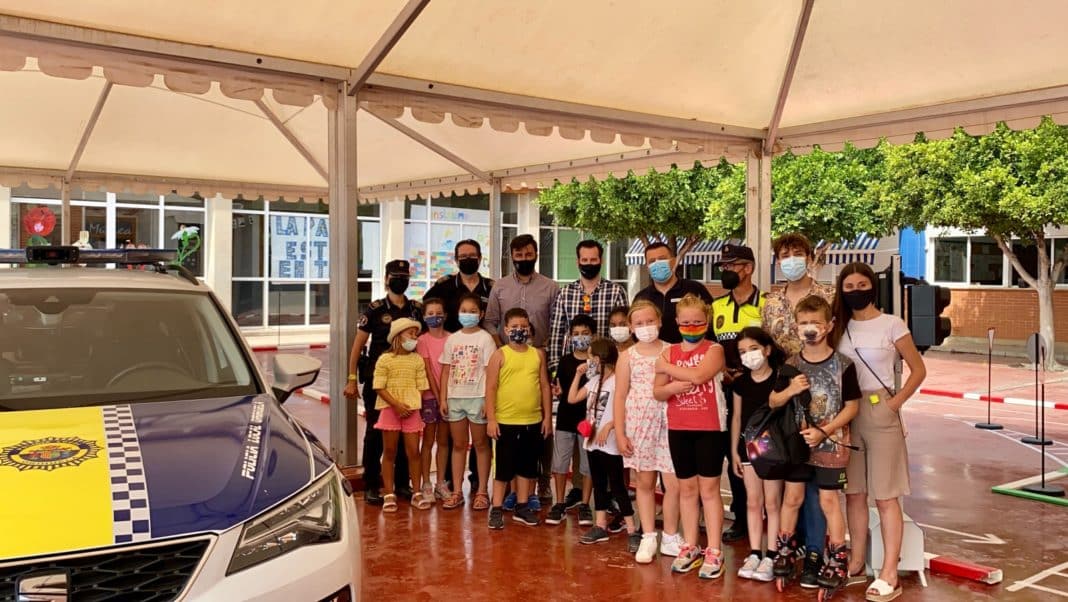 Orihuela train over 1000 children in Road Safety  