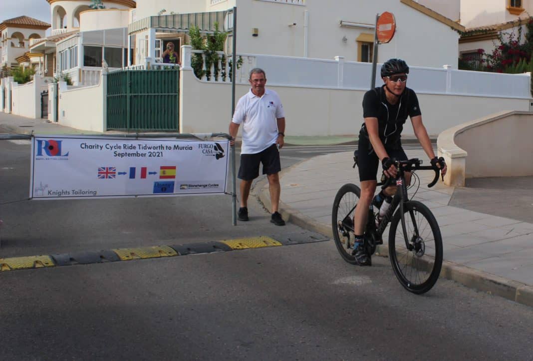 Crossing the finishing line in Campoverde