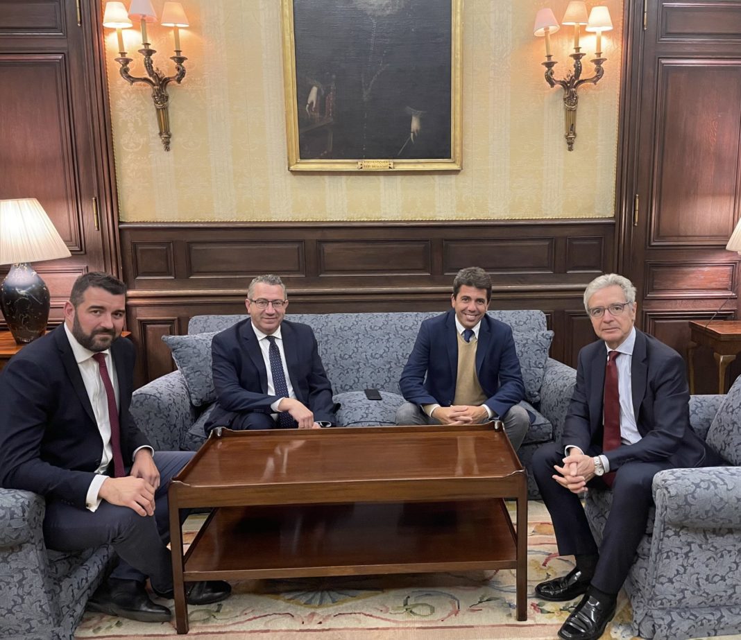 The Spanish Ambassador to the United Kingdom, José Pascual Marco, with Carlos Mazón, José Mancebo, and the mayor of Benidorm, Toni Pérez.