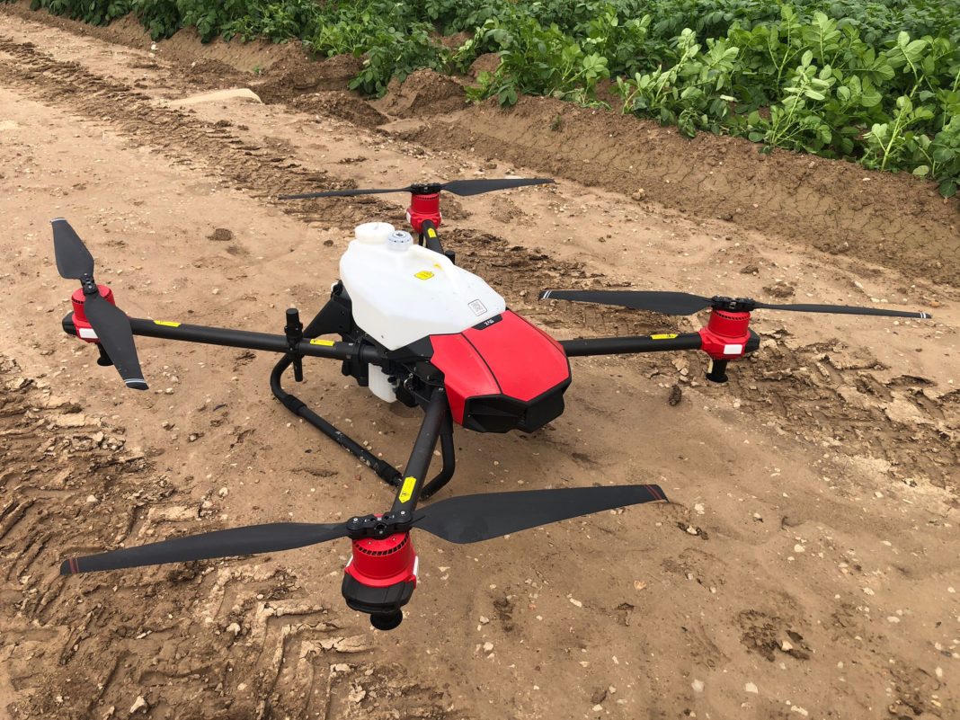 Orihuela Local Police seizes drone carrying out unauthorised fumigation