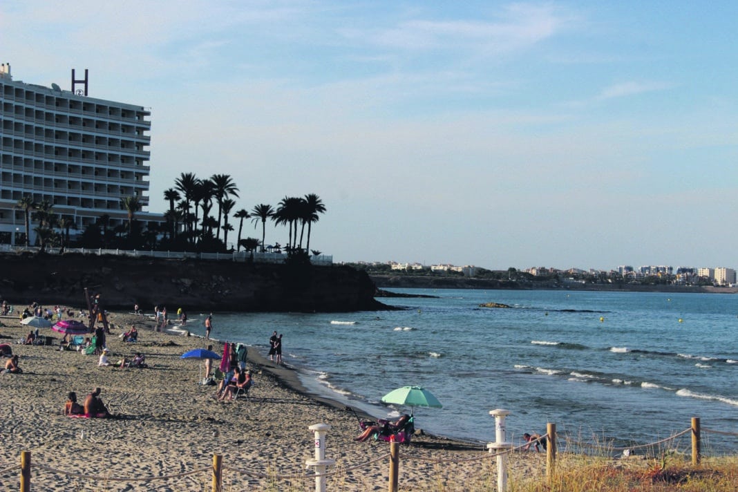 British press pick up on Orihuela's contaminated beaches