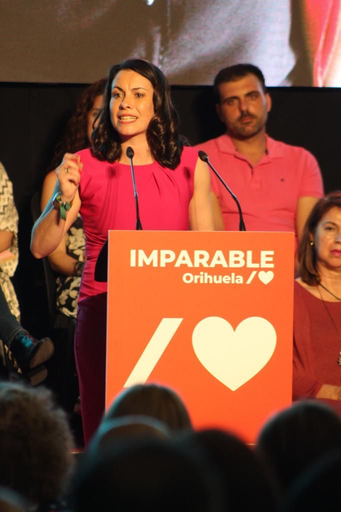 Carolina Gracia presents her renewed candidacy