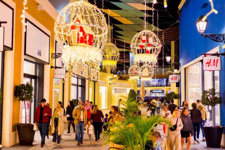 Zenia Boulevard rescues Christmas in Orihuela Costa