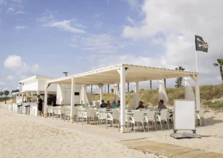 New contract for Pilar beach bars worth 1.8 million euro