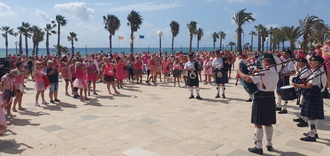 Torrevieja Pipes and Drums entertaining 'Pre Walk.'