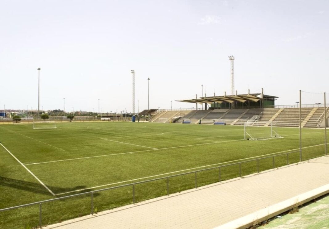 Damage to irrigation and changing rooms increases renovation cost of Nelson Mandela in Torrevieja