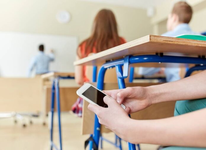 Misuse of mobile phones in schools